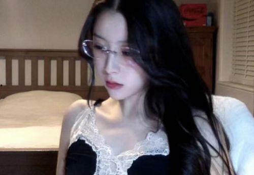 美女私密写真在线视频,探寻美女的私密魅力瞬间